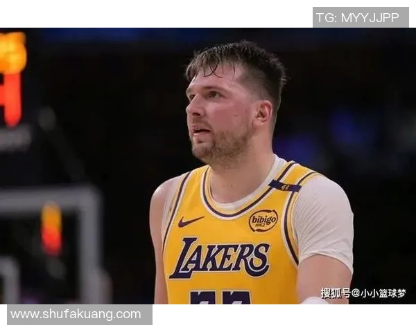 湖人没里弗斯真不行!可解压东契奇持球压力,也能衔接段力保优势 湖人没里弗斯真不行!可解压东契奇持球压力,也能衔接段力保优势